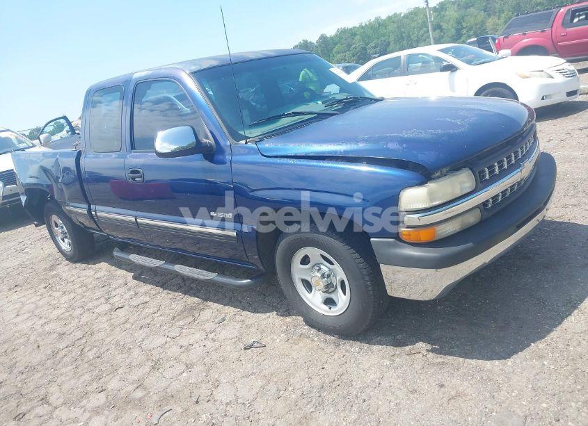 2000 Chevrolet Silverado 1500 LS (VIN 2GCEC19W9Y1385830) main photo