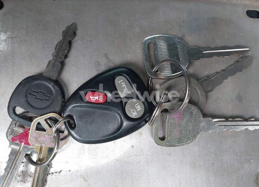 Photo 11 of 2000 Chevrolet Silverado 1500 LS (VIN 2GCEC19WXY1357051)