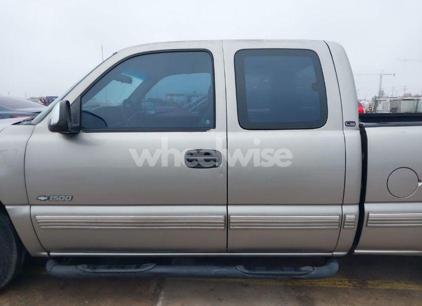 Photo 14 of 2000 Chevrolet Silverado 1500 LS (VIN 2GCEC19WXY1357051)