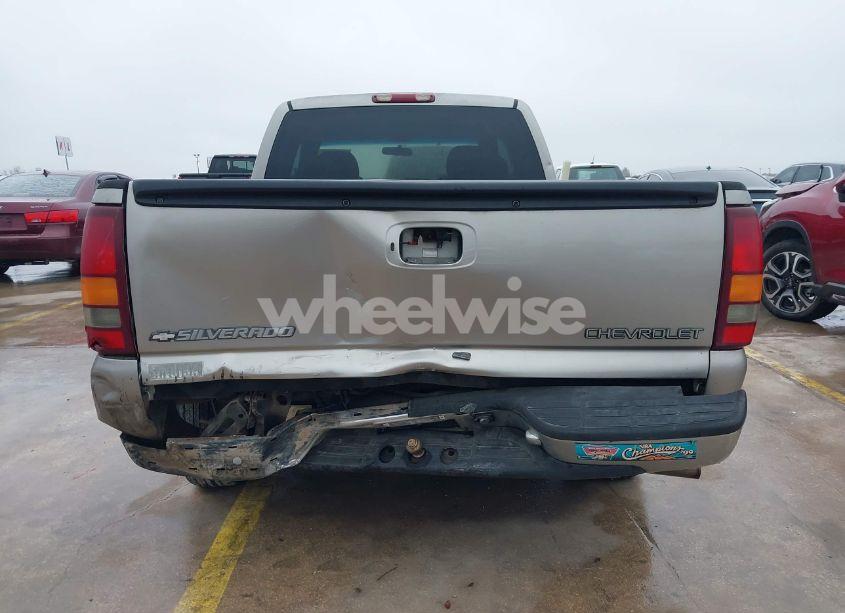 Photo 16 of 2000 Chevrolet Silverado 1500 LS (VIN 2GCEC19WXY1357051)