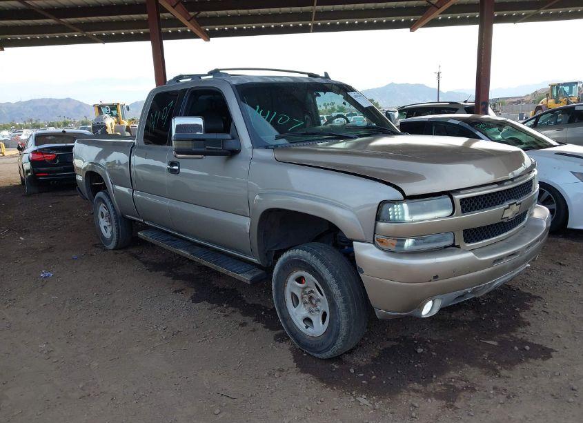 2002 Chevrolet Silverado 1500 (VIN 2GCEC19X021202346) main photo
