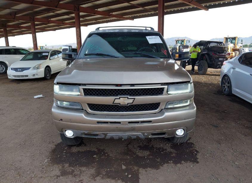 Photo 11 of 2002 Chevrolet Silverado 1500 (VIN 2GCEC19X021202346)