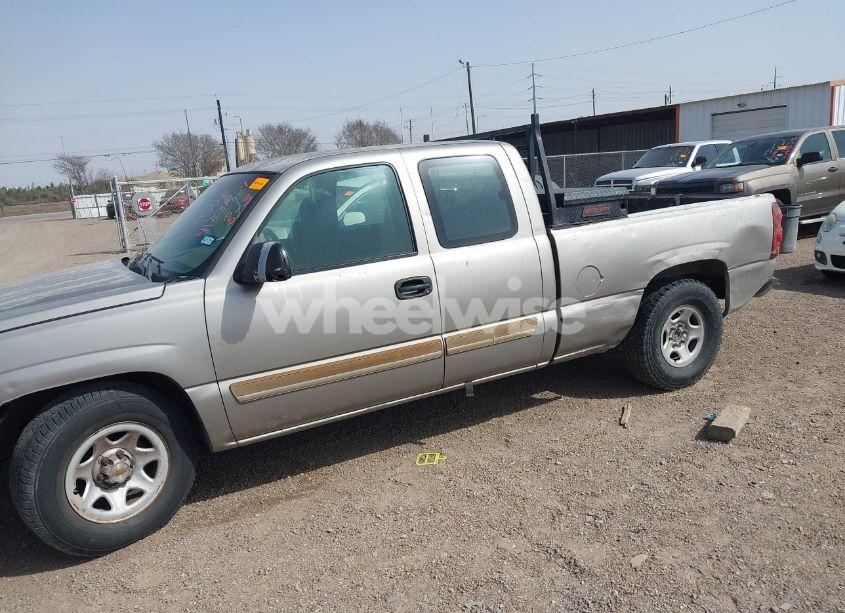 Photo 6 of 2003 Chevrolet Silverado 1500 LS (VIN 2GCEC19X231146010)