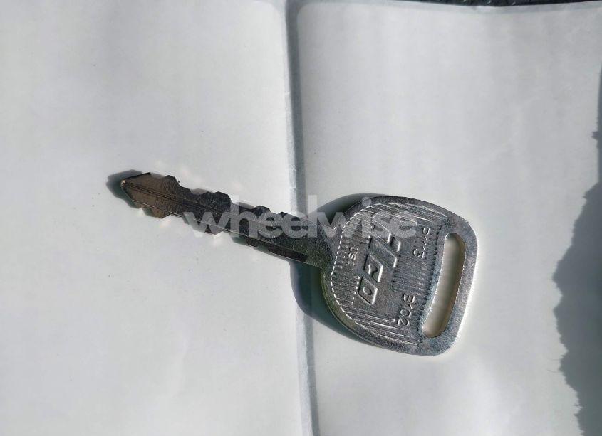 Photo 11 of 2003 Chevrolet Silverado 1500 WORK TRUCK (VIN 2GCEC19X731356716)