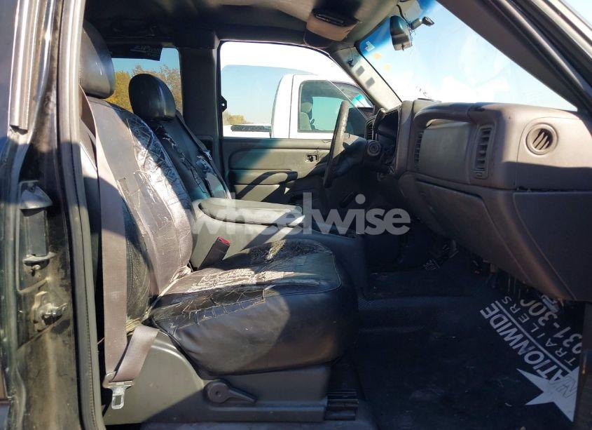 Photo 5 of 2003 Chevrolet Silverado 1500 WORK TRUCK (VIN 2GCEC19X731356716)