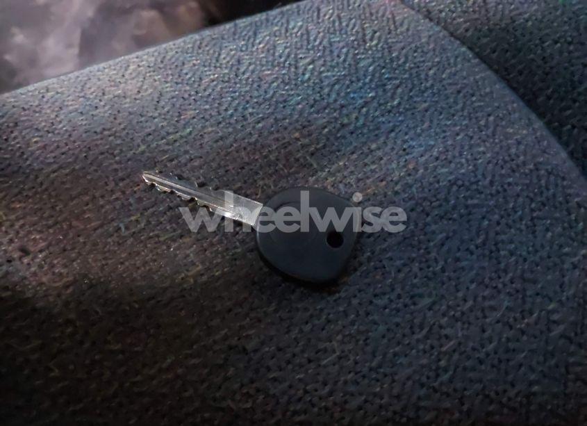 Photo 11 of 2003 Chevrolet Silverado 1500 WORK TRUCK (VIN 2GCEC19X831322400)