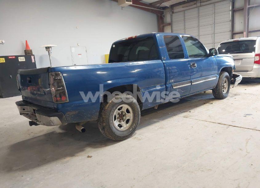 Photo 4 of 2003 Chevrolet Silverado 1500 (VIN 2GCEC19X831324969)