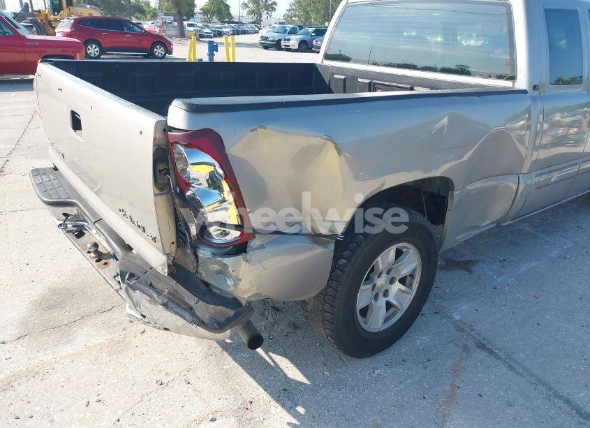 Photo 16 of 2003 Chevrolet Silverado 1500 LS (VIN 2GCEC19XX31244508)