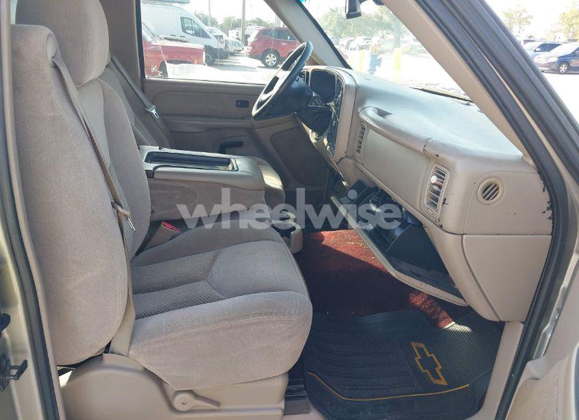 Photo 5 of 2003 Chevrolet Silverado 1500 LS (VIN 2GCEC19XX31244508)