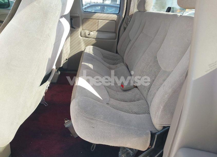 Photo 8 of 2003 Chevrolet Silverado 1500 LS (VIN 2GCEC19XX31244508)