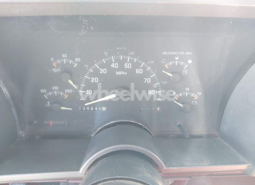 Photo 7 of 1994 Chevrolet Gmt-400 C1500 (VIN 2GCEC19Z3R1298209)
