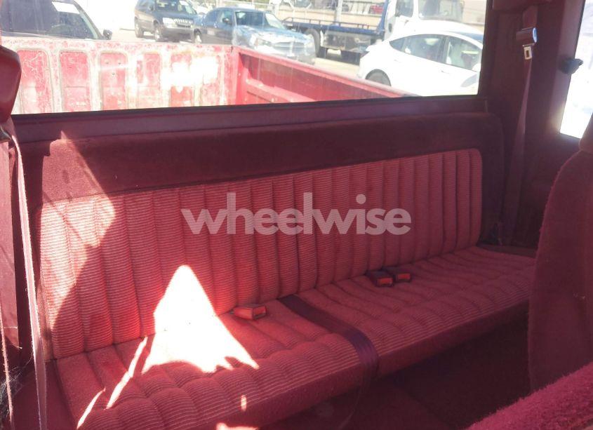 Photo 8 of 1994 Chevrolet Gmt-400 C1500 (VIN 2GCEC19Z3R1298209)