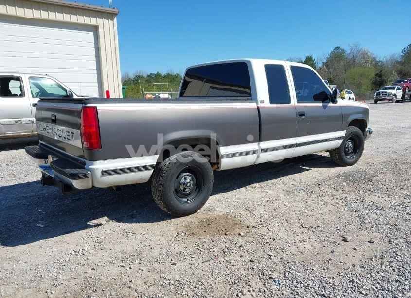 Photo 4 of 1992 Chevrolet Gmt-400 C1500 (VIN 2GCEC19Z7N1250612)