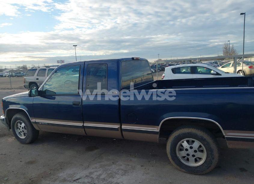 Photo 14 of 2005 Chevrolet Silverado C1500 (VIN 2GCEC19Z851250727)