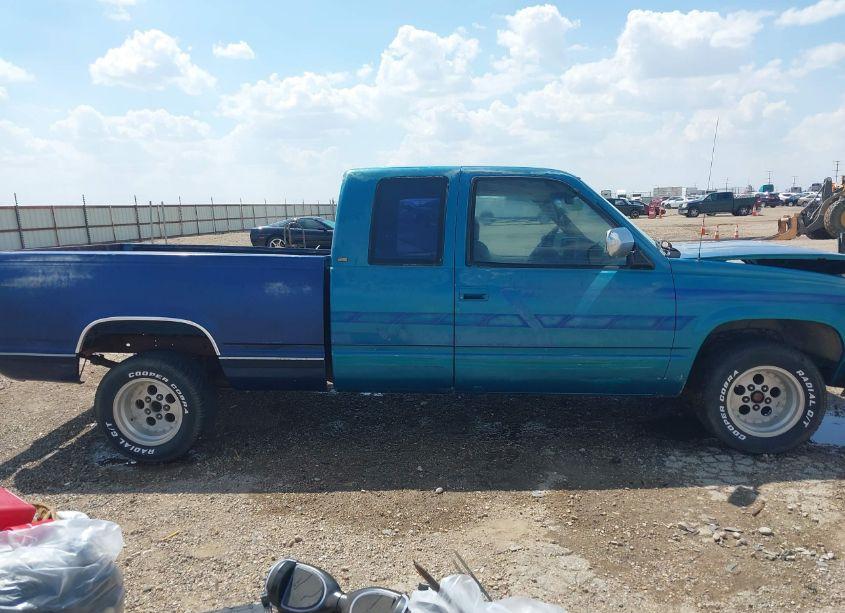 Photo 12 of 1993 Chevrolet Gmt-400 C1500 (VIN 2GCEC19Z8P1128683)