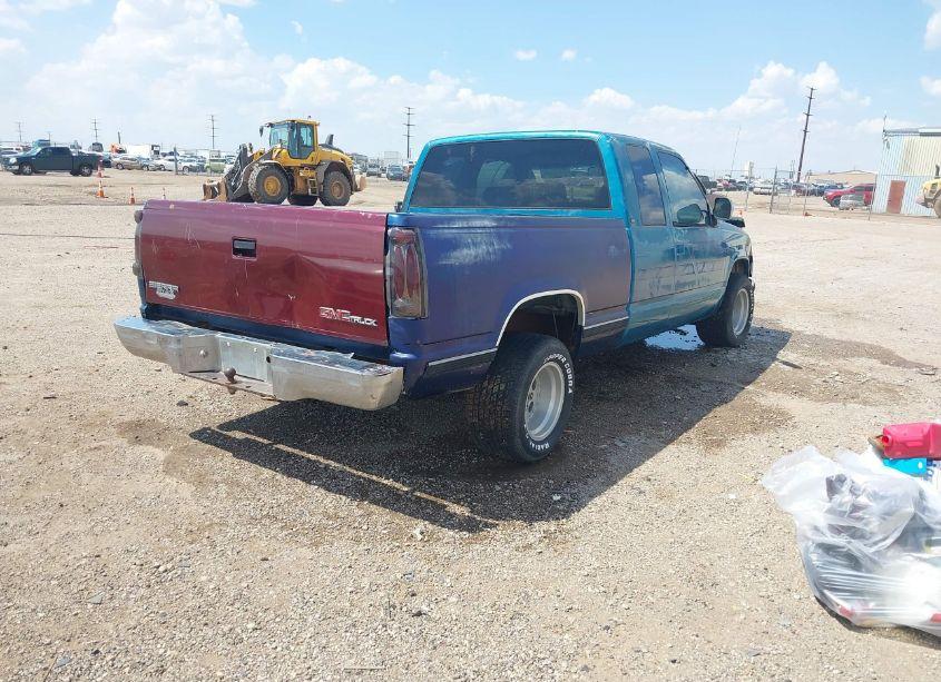 Photo 4 of 1993 Chevrolet Gmt-400 C1500 (VIN 2GCEC19Z8P1128683)