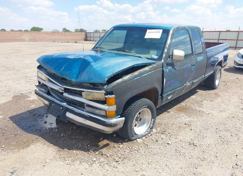 Photo 6 of 1993 Chevrolet Gmt-400 C1500 (VIN 2GCEC19Z8P1128683)