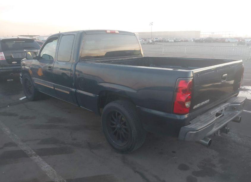 Photo 3 of 2006 Chevrolet Silverado 1500 LT1 (VIN 2GCEC19Z961321746)