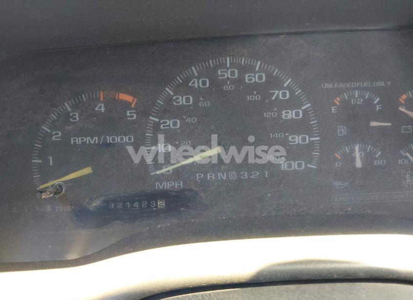 Photo 7 of 1995 Chevrolet Gmt-400 C1500 (VIN 2GCEC19ZXS1227045)