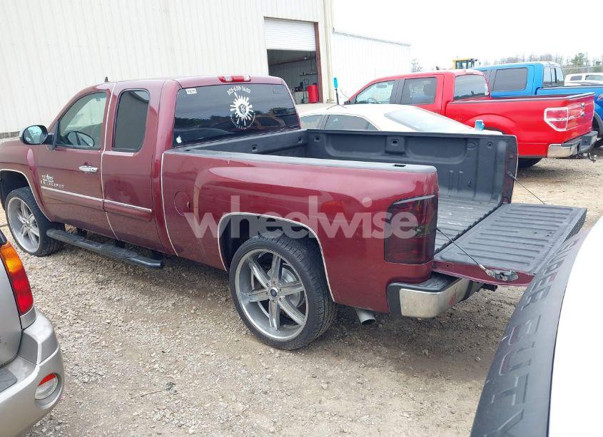 Photo 3 of 2009 Chevrolet Silverado 1500 LT (VIN 2GCEC290091109555)