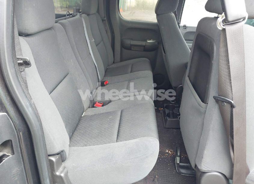 Photo 8 of 2009 Chevrolet Silverado 1500 LT (VIN 2GCEC29C391111004)