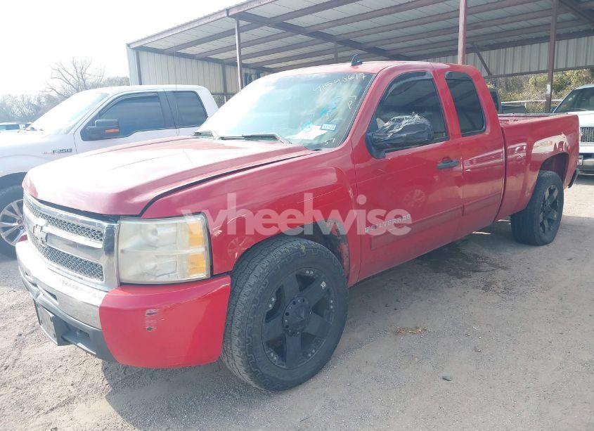 Photo 2 of 2009 Chevrolet Silverado 1500 LT (VIN 2GCEC29C991108396)