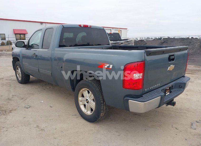 Photo 3 of 2009 Chevrolet Silverado 1500 LT (VIN 2GCEC29J591107227)
