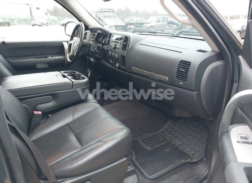 Photo 5 of 2009 Chevrolet Silverado 1500 LT (VIN 2GCEC29J591107227)