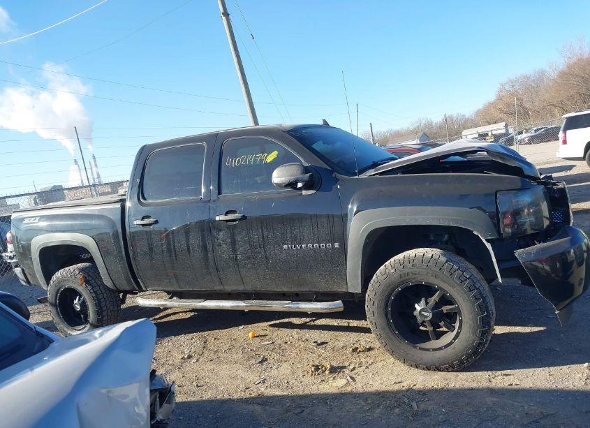 Photo 14 of 2009 Chevrolet Silverado 1500 WORK TRUCK (VIN 2GCEK133091136237)