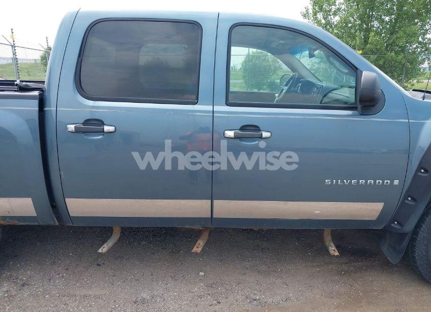 Photo 13 of 2007 Chevrolet Silverado 1500 LT1 (VIN 2GCEK133171622228)