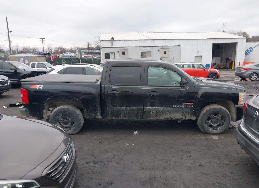 Photo 13 of 2007 Chevrolet Silverado 1500 LTZ (VIN 2GCEK133371698694)
