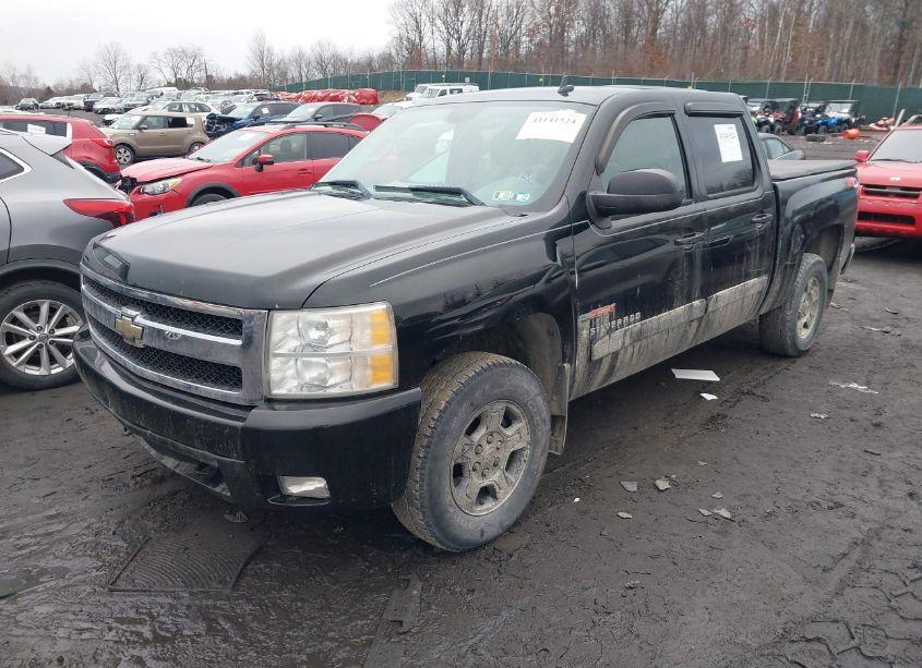 Photo 2 of 2007 Chevrolet Silverado 1500 LTZ (VIN 2GCEK133371698694)