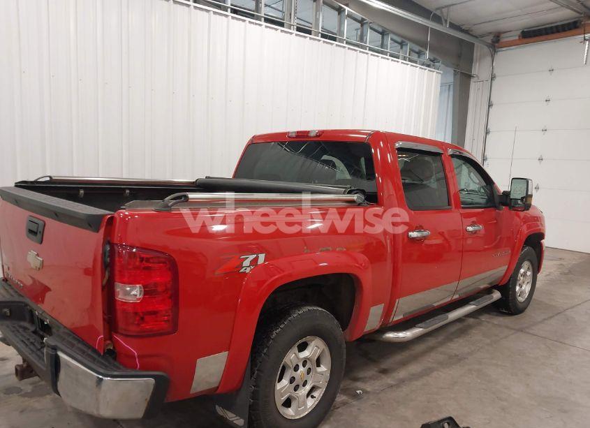 Photo 4 of 2008 Chevrolet Silverado 1500 LT1 (VIN 2GCEK133581318529)