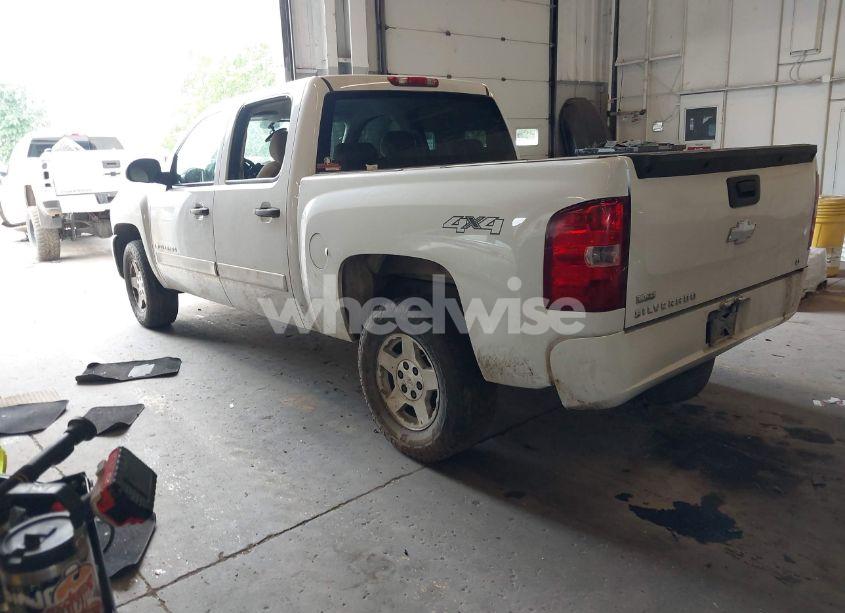 Photo 3 of 2007 Chevrolet Silverado 1500 LT1 (VIN 2GCEK133771641267)