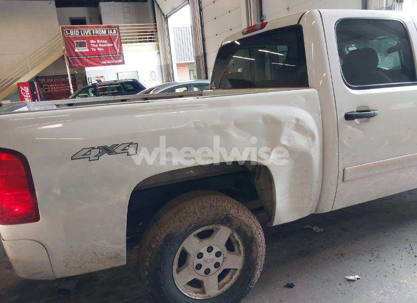 Photo 6 of 2007 Chevrolet Silverado 1500 LT1 (VIN 2GCEK133771641267)