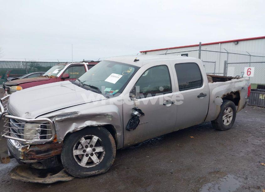 Photo 6 of 2007 Chevrolet Silverado 1500 LT1 (VIN 2GCEK13C071562250)