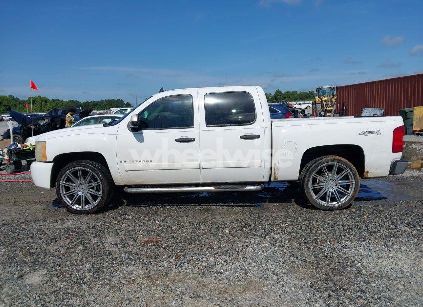 Photo 14 of 2007 Chevrolet Silverado 1500 LT1 (VIN 2GCEK13C071639599)