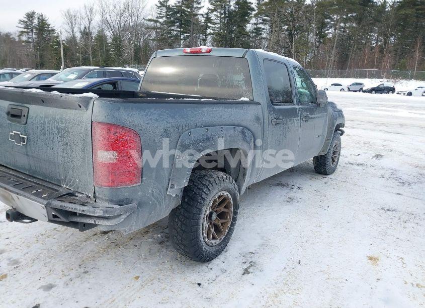Photo 4 of 2008 Chevrolet Silverado 1500 LT1 (VIN 2GCEK13C081116942)