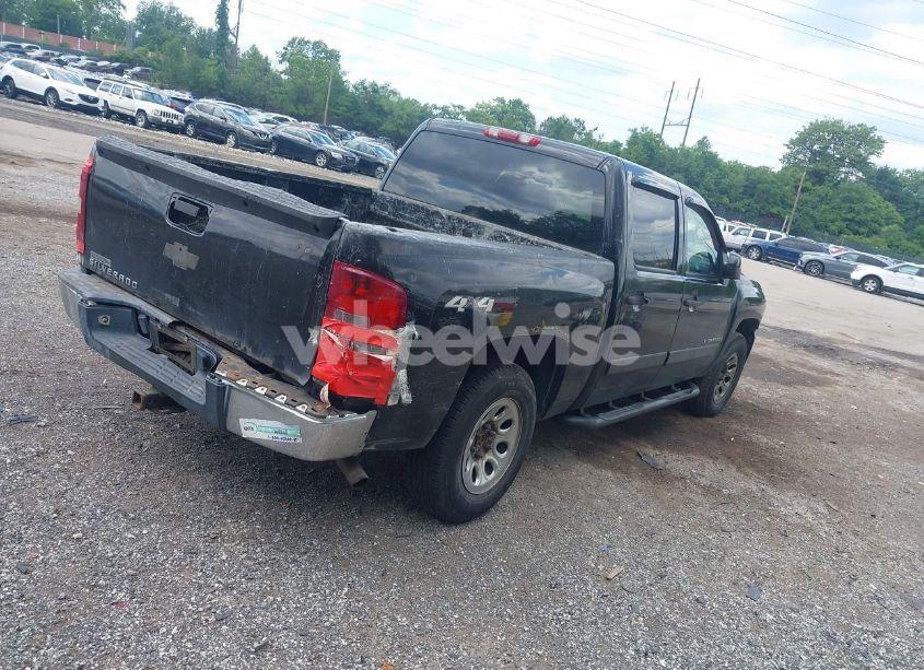 Photo 4 of 2007 Chevrolet Silverado 1500 LT1 (VIN 2GCEK13C271652287)