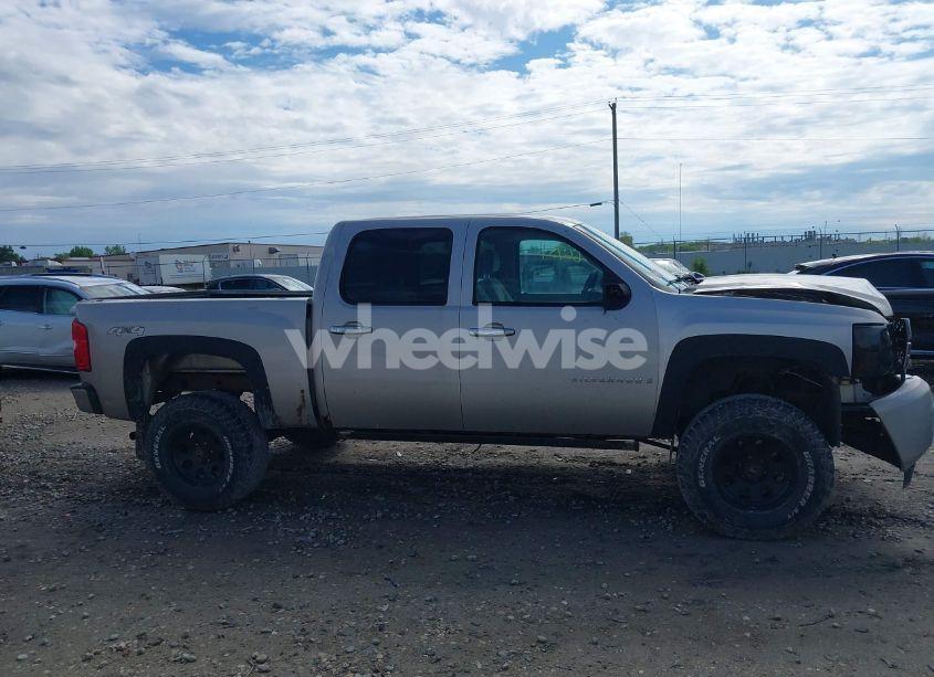 Photo 13 of 2007 Chevrolet Silverado 1500 LT1 (VIN 2GCEK13C571575544)