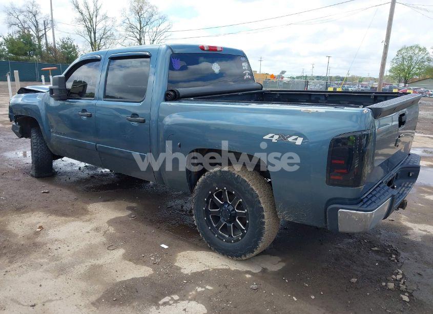 Photo 3 of 2007 Chevrolet Silverado 1500 LT1 (VIN 2GCEK13C871577160)