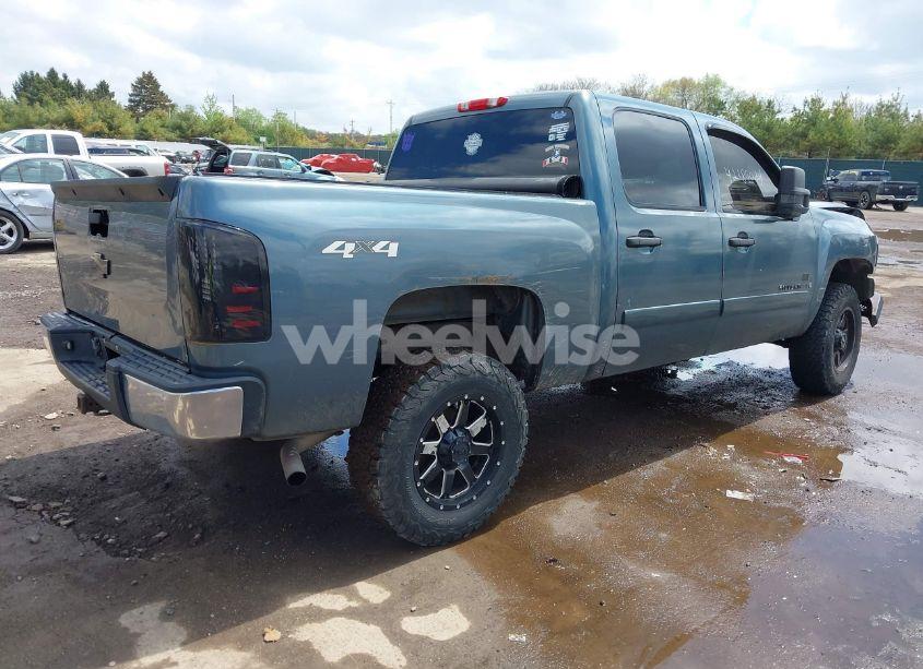 Photo 4 of 2007 Chevrolet Silverado 1500 LT1 (VIN 2GCEK13C871577160)