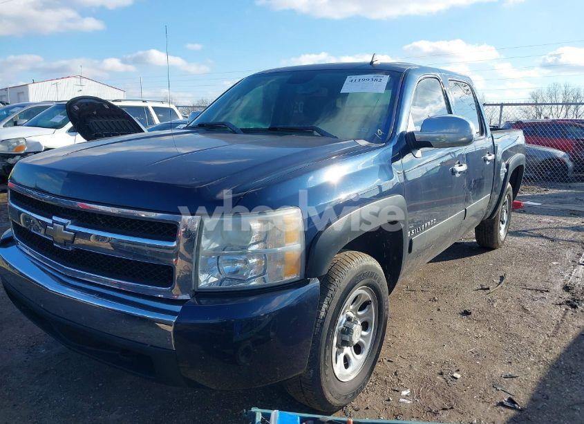 Photo 2 of 2008 Chevrolet Silverado 1500 LS (VIN 2GCEK13C981308411)