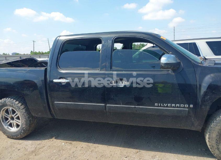 Photo 14 of 2007 Chevrolet Silverado 1500 LS (VIN 2GCEK13CX71727365)