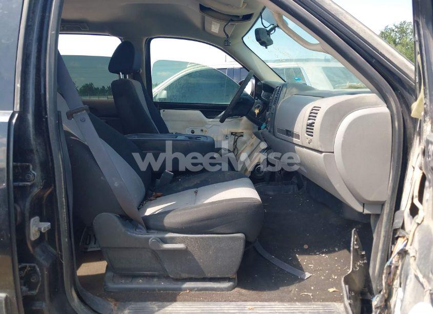 Photo 5 of 2007 Chevrolet Silverado 1500 LS (VIN 2GCEK13CX71727365)