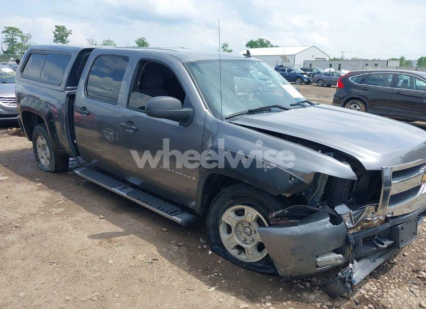 2007 Chevrolet Silverado 1500 LT1 (VIN 2GCEK13M071633374) main photo