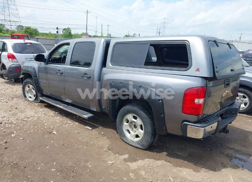 Photo 3 of 2007 Chevrolet Silverado 1500 LT1 (VIN 2GCEK13M071633374)