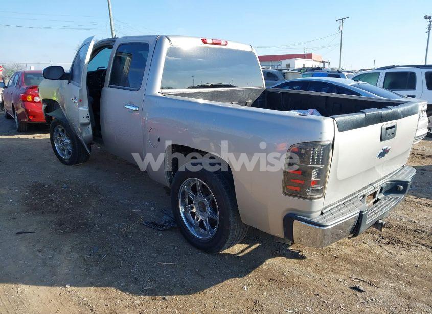 Photo 3 of 2007 Chevrolet Silverado 1500 LT1 (VIN 2GCEK13M171642603)