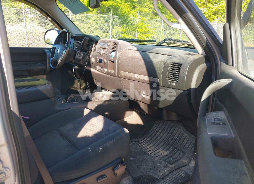 Photo 5 of 2007 Chevrolet Silverado 1500 LT2 (VIN 2GCEK13M271549802)