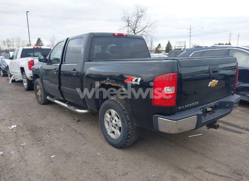 Photo 3 of 2007 Chevrolet Silverado 1500 LT1 (VIN 2GCEK13M271662584)